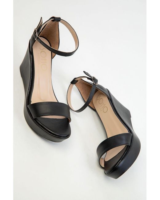 Soho Black Schwarze Schuhe Mit Keilabsatz Für Damen