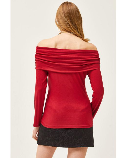 Olalook Red Burgunderrote bluse aus viskose mit madonna-kragen