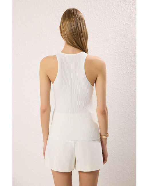 Trendyol Natural Detailliertes, Dünnes Blusenband Mit Trägern Für Damen