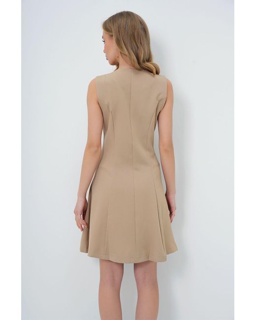Trend Alaçatı Stili Natural Beigefarbenes, Silberfarbenes, Zweireihiges Midi-Kleid Mit Knopfdetail Für Damen