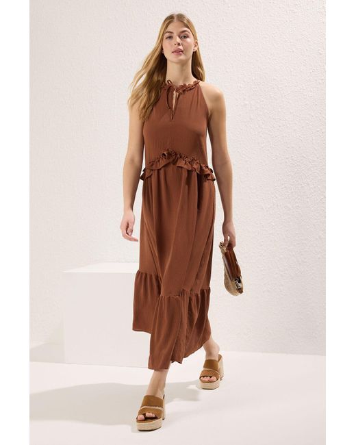 Trendyol Natural Brauner, Gerader Rock Mit Volant/Rüschen An Der Taille, Gewebtes Maxikleid Für Damen