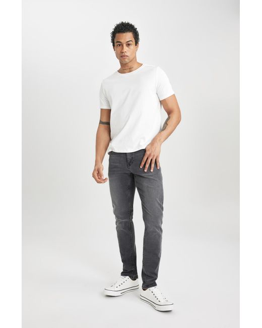 Defacto Carlo skinny fit extra skinny fit jeanshose mit normaler taille und extra schmalem bein b3619ax24sp in Gray für Herren