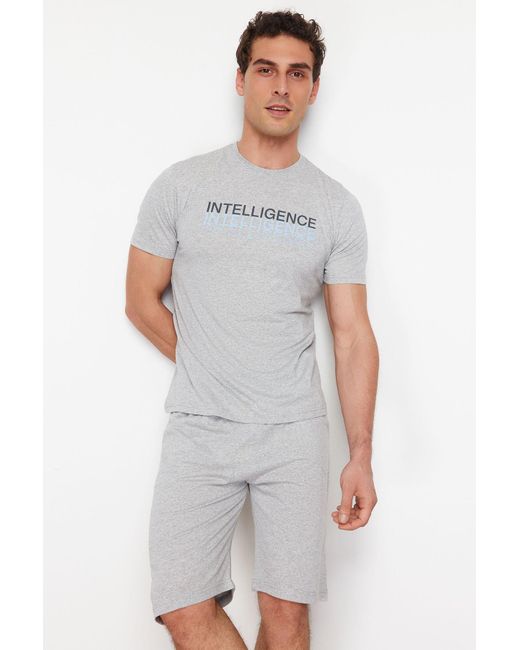 Trendyol Es pyjama-set mit rundhalsausschnitt und gestrickten shorts in normaler passform in Gray für Herren