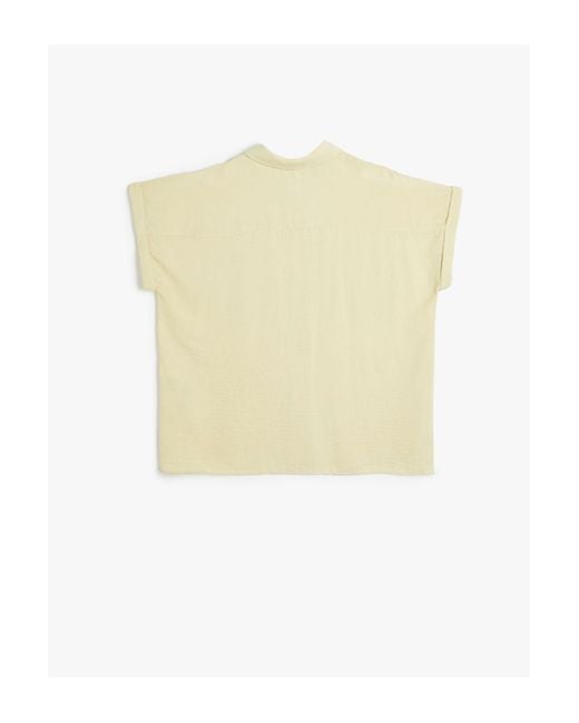 Koton Metallic Locker Sitzendes, Kurzärmliges T-Shirt Aus Aerobin-Stoff Mit Polokragen Und Detaillierten Taschen Für Damen