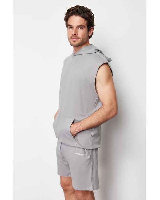 Trendyol Es, ärmelloses oversize-sweatshirt mit kapuze und taschen für sportler in Gray für Herren