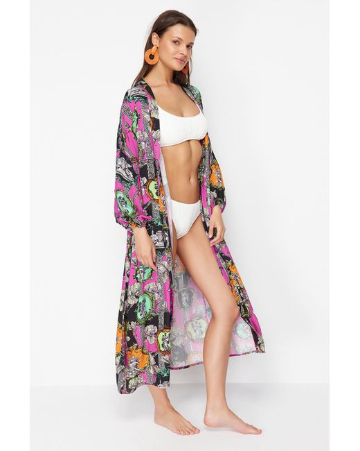 Trendyol Multicolor Maxi-kimono und kaftan aus 100 % gewebter baumwolle mit abstraktem muster und gürtel