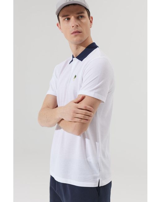 AC&Co / Altınyıldız Classics Weißes T-Shirt Mit Schmaler Passform Und Schmaler Passform Aus Baumwolle Mit Schmalem Polokragen Und Kurzen Ärmeln Für Herren in White für Herren