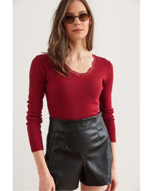 Olalook Red Camisole-Strickbluse Mit Bordeauxrotem Ausschnitt, Spitze Und V-Ausschnitt, Blz- 19001713 Für Damen