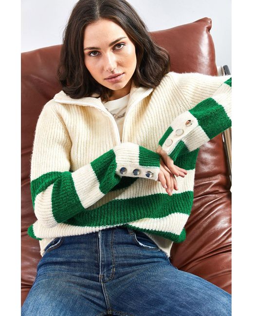 Bianco Lucci Green Rollkragenpullover Mit Reißverschluss, Dicken Gestreiften Ärmeln, Knöpfen Und Detailliertem Strickpullover Für Damen