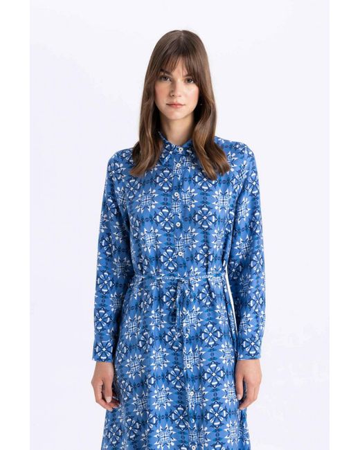 Defacto Blue Langärmliges maxikleid mit hemdkragen und print