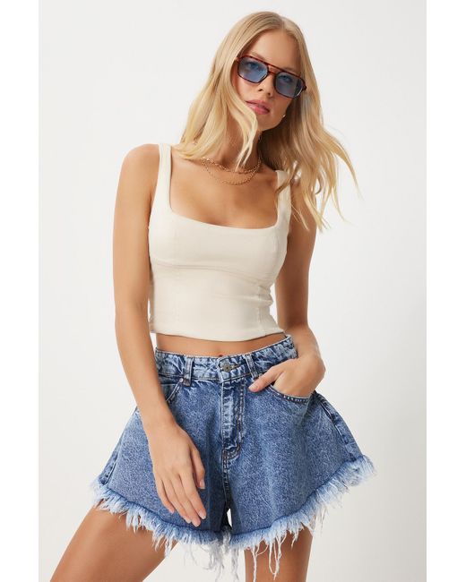 Happiness İstanbul Blue Dunkelblaue Jeansshorts Mit Hoher Taille Und Quasten – Für Damen
