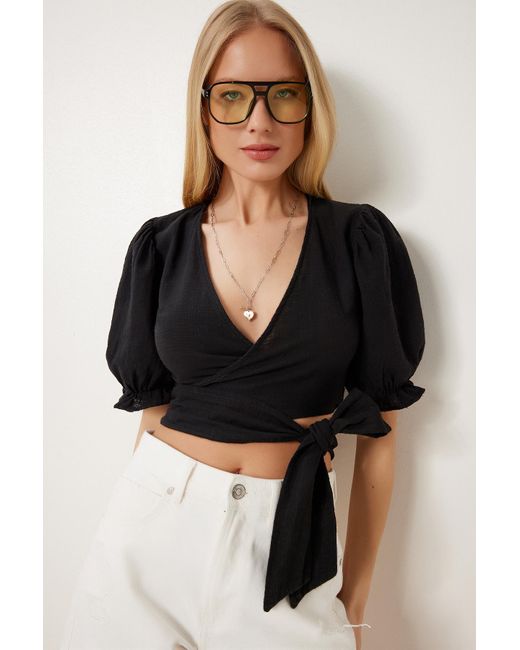 Happiness İstanbul Black Schwarze Bluse Mit Schnürung Und Detailliertem Crop-Leinenmuster Für Damen