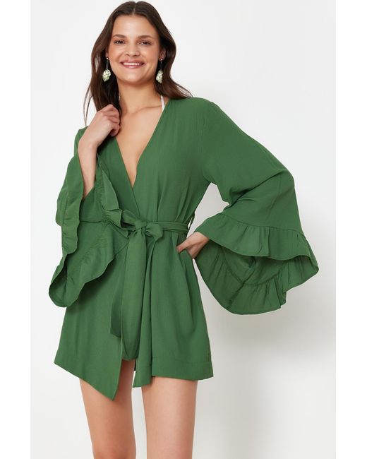 Trendyol Green Er mini-kimono und kaftan mit gewebtem schwungrad und gürtel