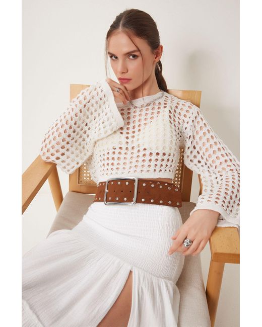 Happiness İstanbul Natural Cremefarbene, Durchbrochene Crop-Strickbluse Mit Spanischen Ärmeln Für Damen