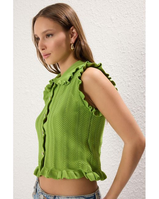 Trendyol Green Grüne, Strukturierte, Dünne Strickbluse Mit Baby-Ausschnitt Für Damen