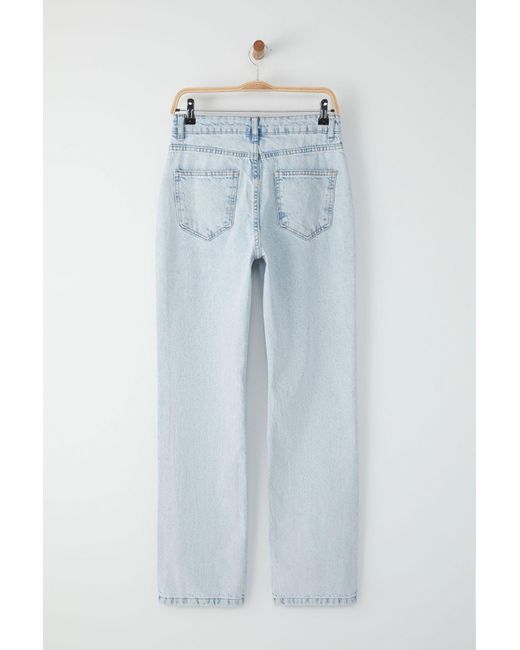 Trendyol Blue Hellblaue Jeans Mit Zerrissenen Details, Normaler Taille Und Weitem Bein Für Damen