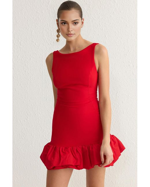 Trendyol Red Roter Ballonrock, Detailliertes, Innen Mit Shorts Gefüttertes, Gewebtes Kurzes Abendkleid, Nachtabendkleid Für Damen