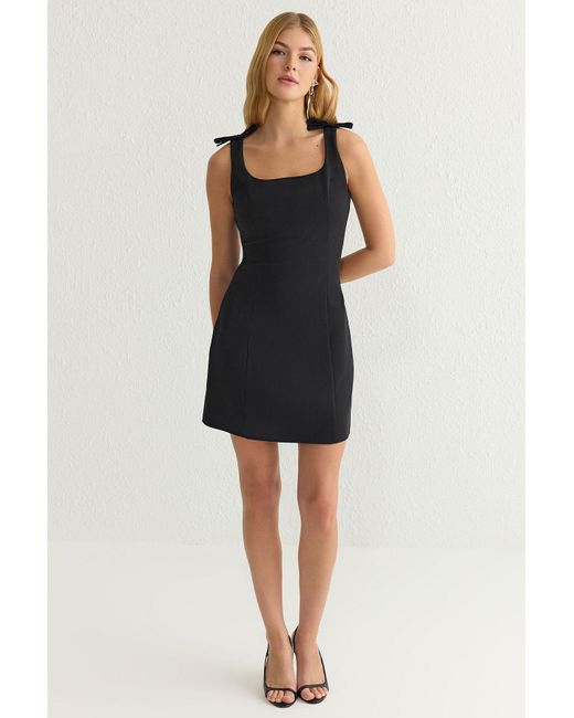 Trendyol Black Schwarzes A-Linien-Minikleid Mit Schleife Für Damen