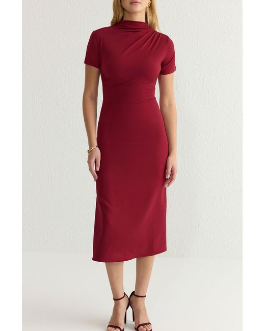 Trendyol Red Burgunderfarbenes, Figurbetontes, Gestricktes, Gemischtes Midi-Webkleid Aus Stoff Für Damen