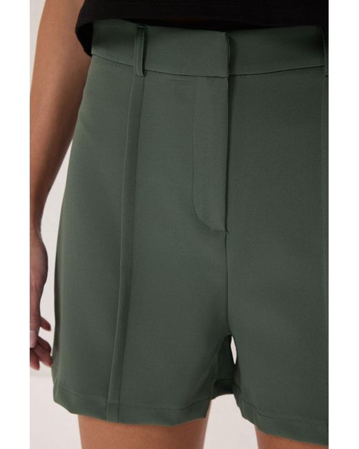 Trendyol Green Grüne, Gerippte, Detaillierte, Gewebte Shorts Für Damen