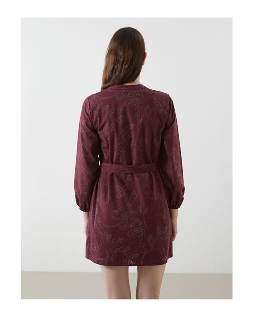 LC Waikiki Red Lcw Vision Burgunderrotes Kleid Mit Rundhalsausschnitt Und Selbstgemusterter Stickerei Für Damen