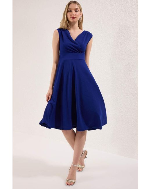 Trendyol Blue Saks A-Schnitt Gewebtes Midi-Abendkleid Nachtabendkleid Für Damen
