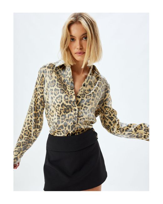 Koton White Langärmliges Hemd Aus Satin Mit Leopardenmuster Und Normaler Passform Für Damen