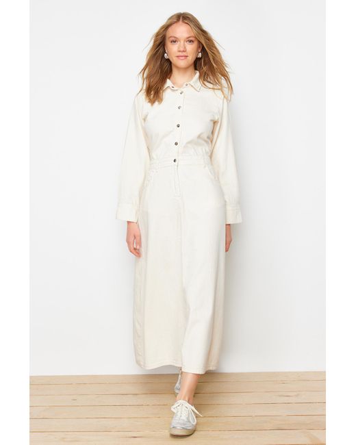 Trendyol White Maxi-jeanshemdkleid – feste passform, schlichter stil