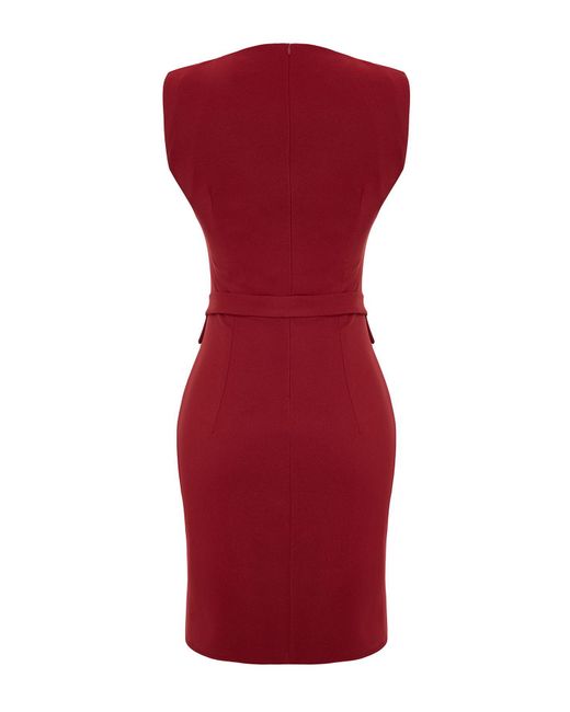 Trendyol Red Burgunderrotes, Figurbetontes Minikleid Mit Gürtel, Taschendetail Für Damen