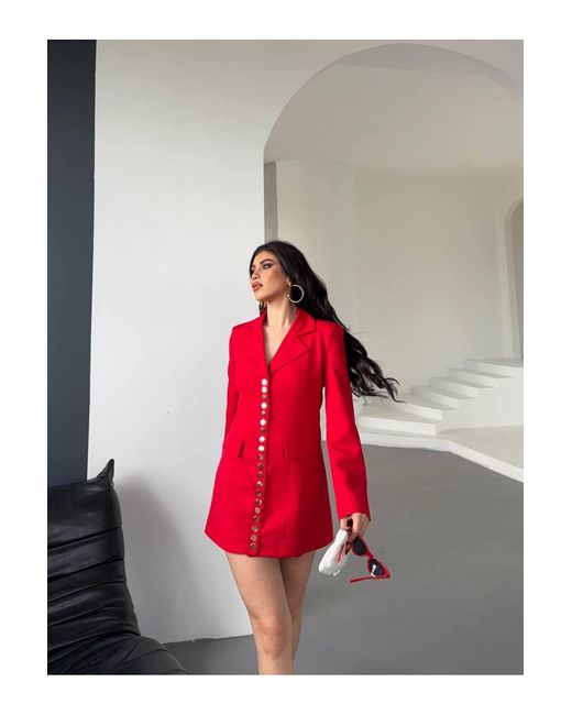 ZF BUTİK Red Trendige Lange Blazerjacke Mit Goldenem Druckknopf Und Detailliertem Design Für Damen