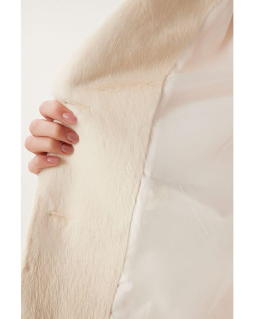 Happiness İstanbul Natural Ecrufarbene Jacke Aus Kunstfell Mit Zweireihigem Kragen Fn03435 Für Damen