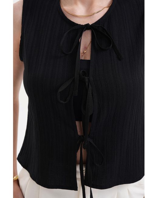 Trendyol Black Schwarze, Detaillierte, Strukturierte, Dünne Blusenweste Mit Krinkle-Struktur Für Damen