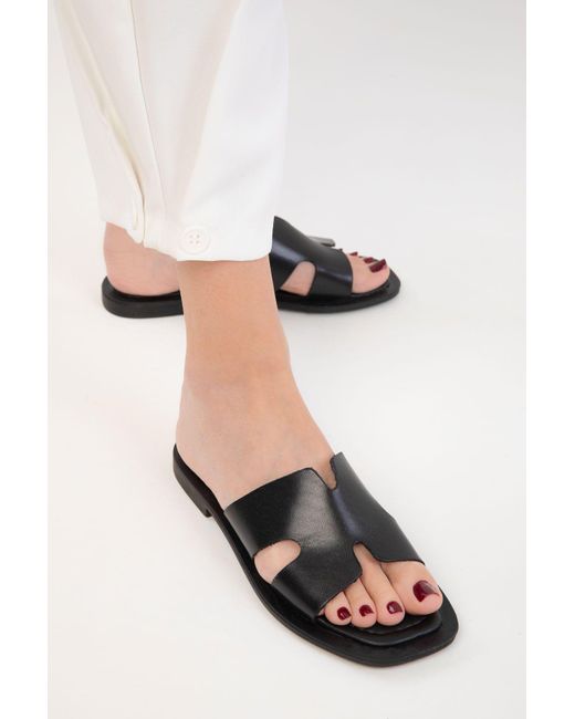 Soho Black Schwarze Hausschuhe Aus Echtem Leder Für Damen