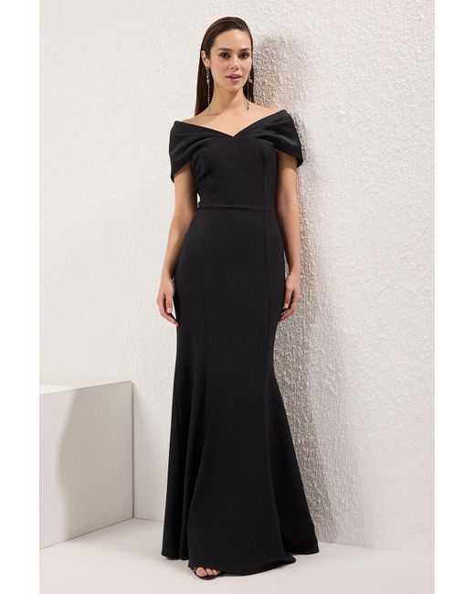 Trendyol Black Schwarzes, Gewebtes, Langes, Schickes Abendkleid Mit Fischschnitt Und Abschlussballkleid Für Damen