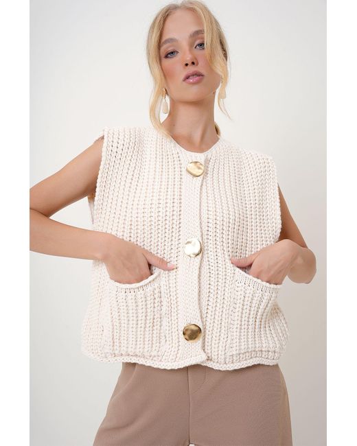 Trend Alaçatı Stili Natural Strickweste – Creme- Geknöpft, Doppeltasche, Für Damen