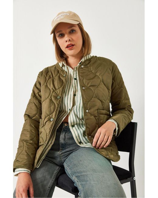 Bianco Lucci Green Gesteppter, Gemusterter Taschenmantel Für Damen