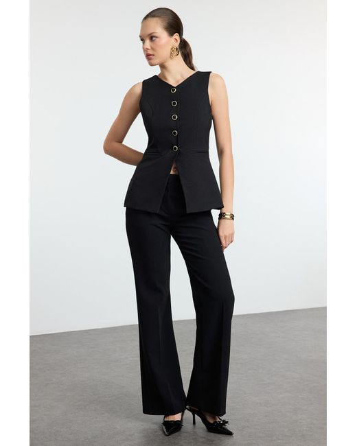 Trendyol Black Schwarze Gewebte Weste Mit Rundhalsausschnitt