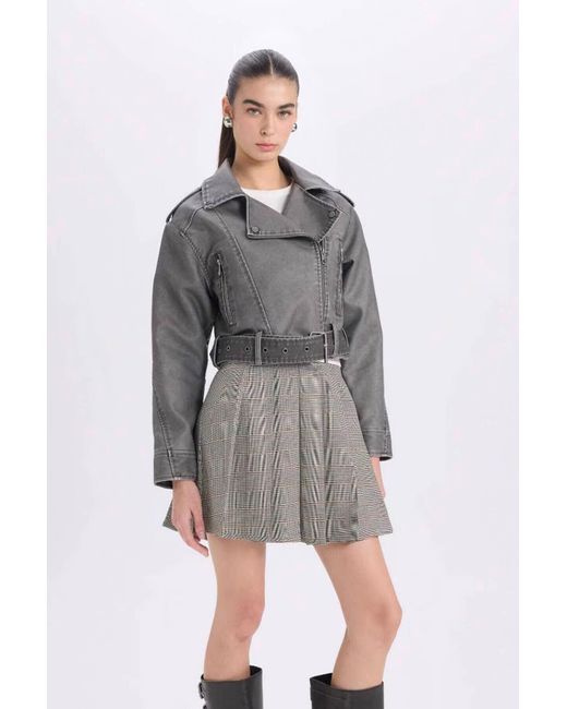 Defacto Gray Relaxed Fit Kunstlederjacke – Zweireihiges Revers Mit Gürtel Und Reißverschluss Für Damen
