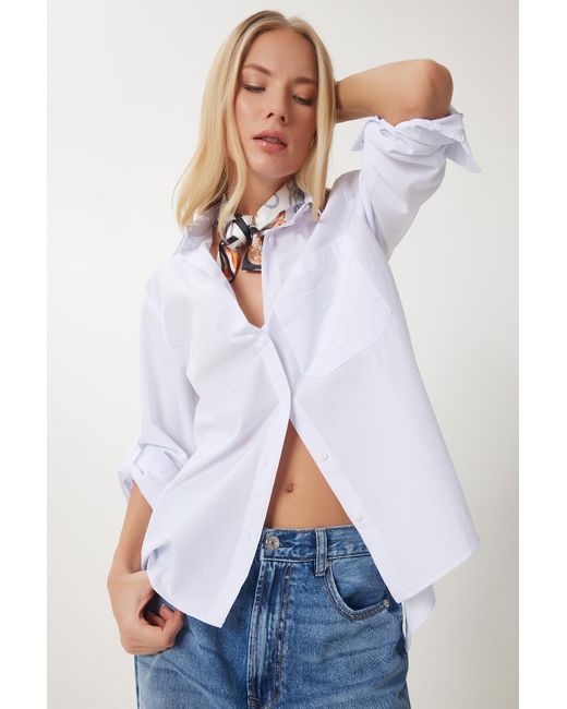 Happiness İstanbul White Weiße Asymmetrische Fiktion Mit Details Für Gewebtes Hemd Für Damen