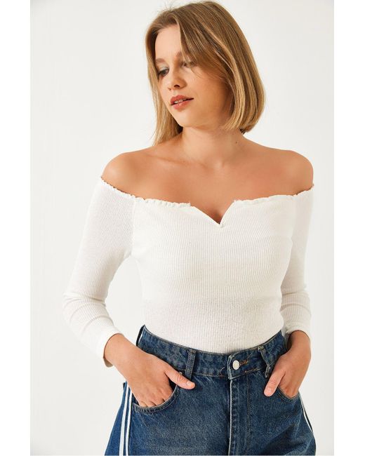 Bianco Lucci White Crop-Strickbluse Mit Gerafftem Ausschnitt Für Damen