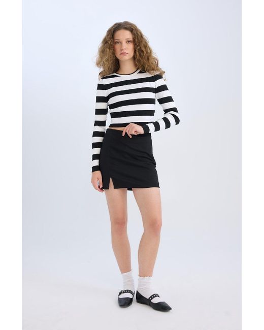 Defacto Black Basic-Minirock Aus Gerader Baumwolle Mit Schlitzfutter Und Hoher Taille Für Damen