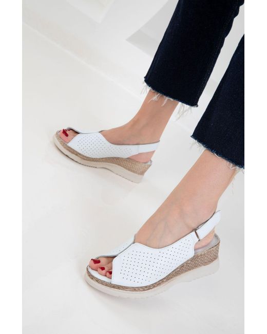 Soho White Weiße Sandalen Aus Echtem Leder Für Damen