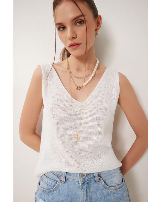 Happiness İstanbul White Sommerstrickbluse Mit V-Ausschnitt Und Knochenmuster Für Damen