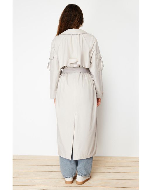 Trendyol White Steinfarbener, weit geschnittener, weit geschnittener trenchcoat mit gürtel