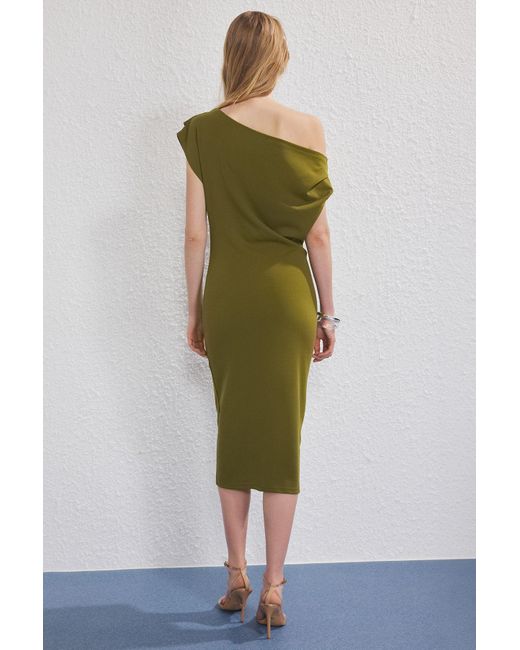 Trendyol Green Ölgrünes Midi-Strickkleid Mit Bügel-/Drapierungsdetails Für Damen