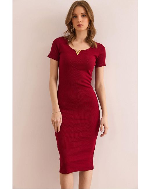 Olalook Red Burgunderrotes Kleid Aus Dehnbarer Baumwolle Mit V-Metall-Detail Elb- 19002369 Für Damen