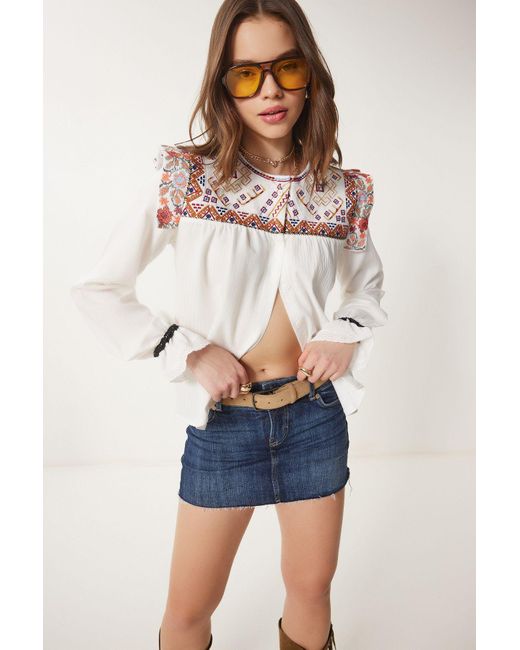 Happiness İstanbul White Weiße, Bestickte Baumwollhemdbluse Für Damen