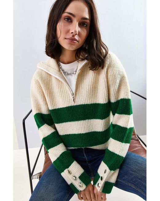 Bianco Lucci Green Rollkragenpullover Mit Reißverschluss, Dicken Gestreiften Ärmeln, Knöpfen Und Detailliertem Strickpullover Für Damen