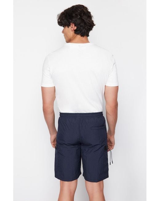 Trendyol Marineblaue shorts mit reißverschluss und detailliertem design in normaler passform in Blue für Herren