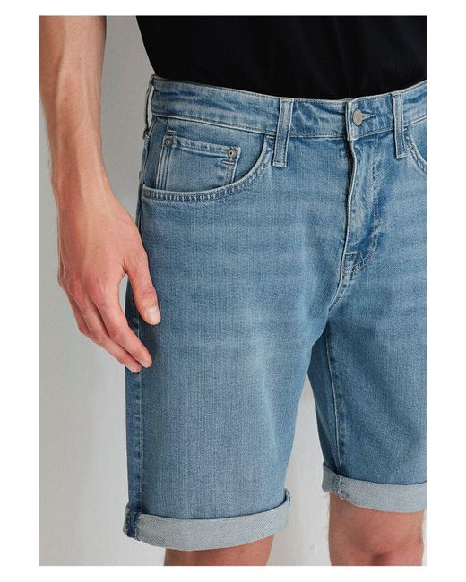 Mavi Brian 90s comfort jeansshorts 84472 in Blue für Herren